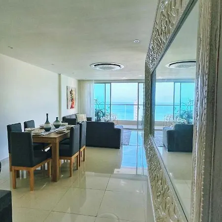 Seaview Elegance Apartamento
